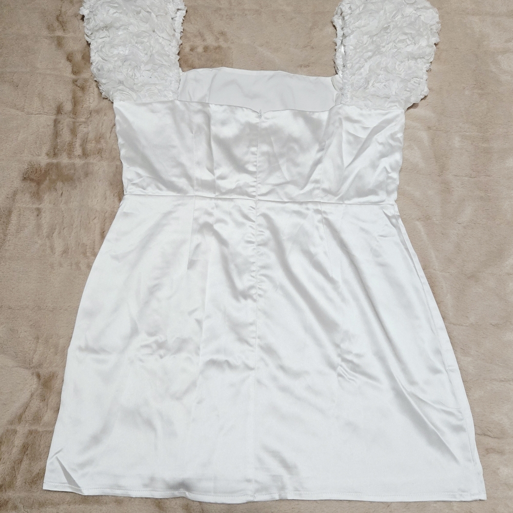 Lulu's Ivory Satin Dress with Ruffled Sleeves Size XL - Picture 12 of 14